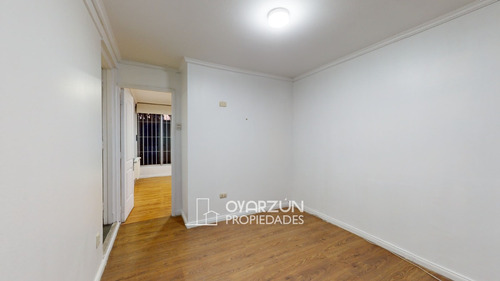 Casa En Venta De 4 Dormitorios 2 Baños 2 Estacionamientos