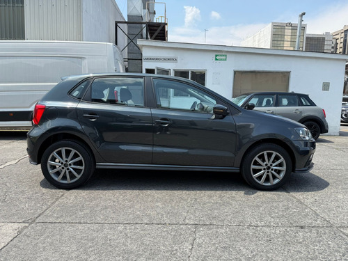 Volkswagen Polo 1.6 Comfortline Plus Mt