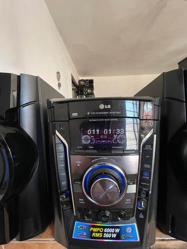 Minicomponente Lg Mcd605 Usado Negro 560 W