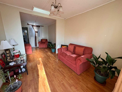 Excelente Casa Remodelada (73761)