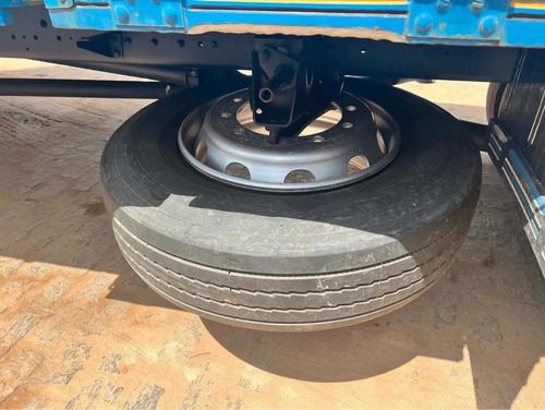 Imagem 5 de 8 de Mercedes Bens 1620