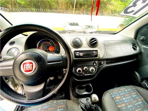Fiat Uno 1.0 Evo Vivace 8v Flex 4p Manual