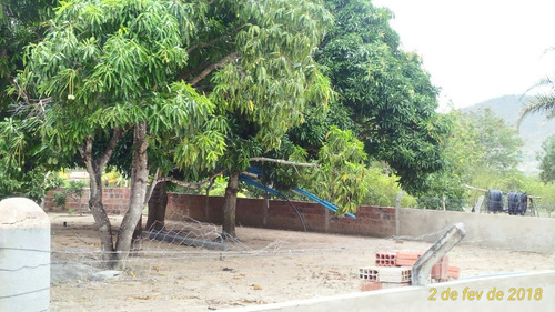 Casa Com 3 Quartos 2 Banheiros Cozinha Ampla 3 Salas