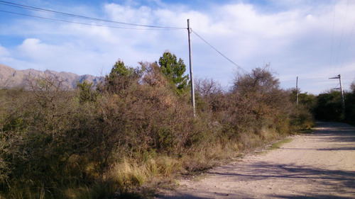 Se Vende Lote N*100 De 3.474.96 M2, Con Agua Y Luz En Las Rabonas, Traslasierra, Córdoba