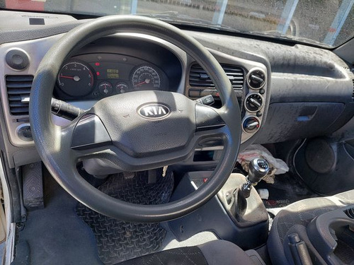 Kia Bongo 2.5 Std 4x2 Rs Turbo S/ Carroceria 2p