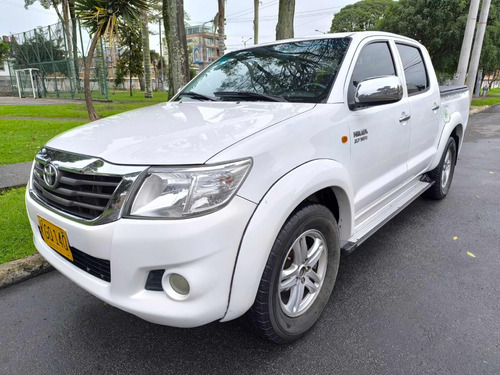 Toyota Hilux 2.7 Imv 4x2