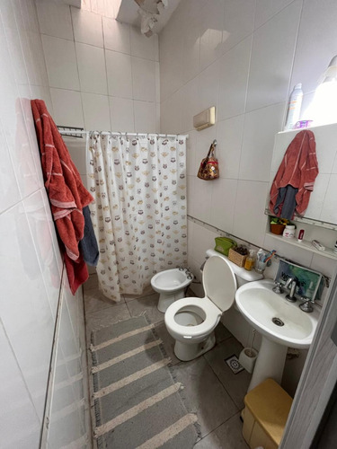 Casa Reciclada Con Hermoso Lote!! Apta Crédito