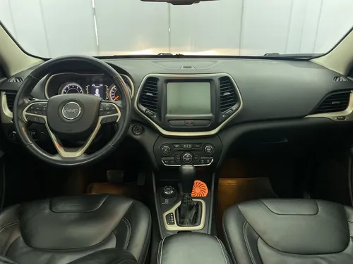 Jeep Cherokee 3.2 Longitude Plus