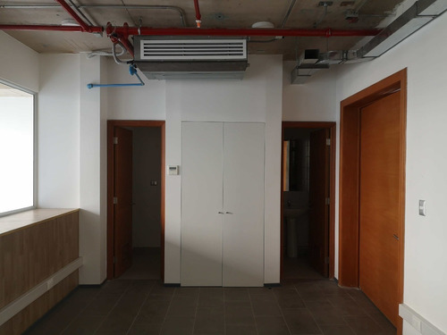 Imagen 2 de 7 de Arriendo Oficina 30 M2 | Ciudad Empresarial | Santiago