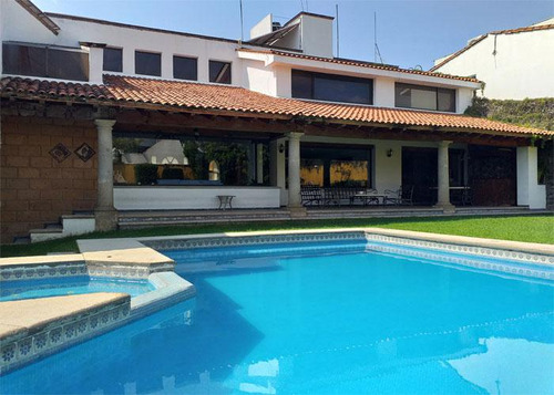 Casa En Venta En Fracc. Con Vigilancia En Vista Hermosa, Cuernavaca