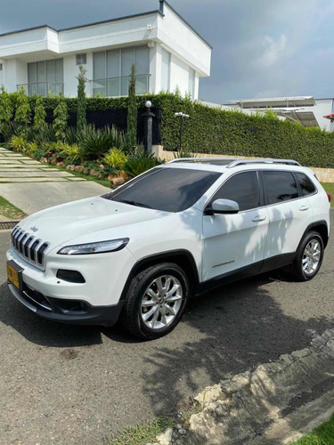 Jeep Cherokee 2015 3.2 Limited