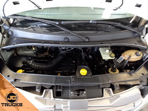 Imagem 5 de 7 de Renault Master 2.3 Dci 2016 No Baú