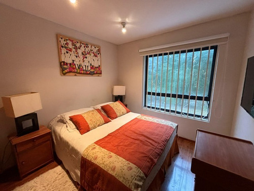 Excelente Casa Tipo Townhouse De 3 Pisos. 5d-4b.