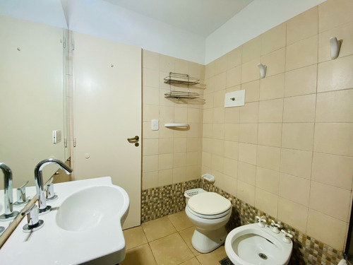 Alquiler Departamento 3 Ambientes Con Cochera Y Patio Cerca De Parque Las Heras