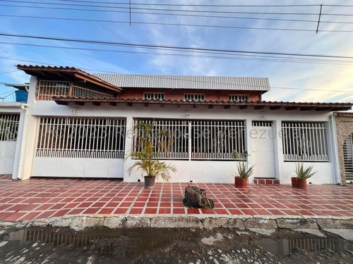 Vendo Casa En Urbanizacion La Fundacion (cagua), Codigo 24-7885 Cm
