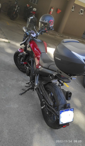 Imagen 7 de 16 de Benelli Leoncino 250 Con Accesorios Incluidos