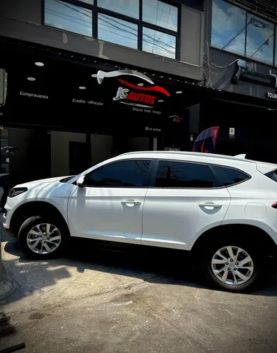 Hyundai Tucson 2.0 Advance 4X2 At