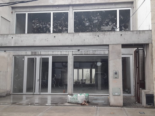 Local A Estrenar En Plena Zona Comercial Y Gastronómica