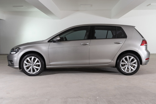 Imagen 2 de 15 de Volkswagen 2018 Golf Vii 1.4 Tsi Comfortline