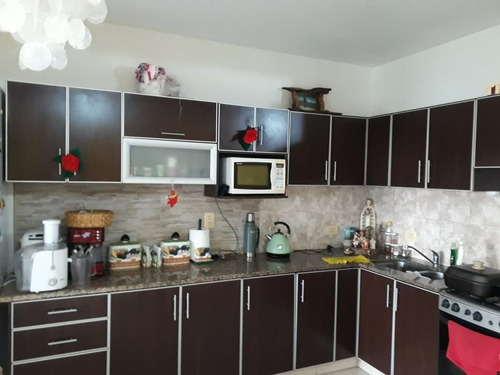 Imagen 1 de 4 de Ph En Venta En Ramos Mejía