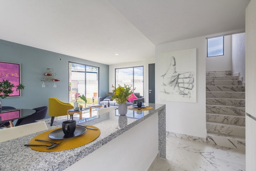 Imagen 1 de 14 de Venta De Casa A 5 Minutos De Tec De Monterrey Morelos