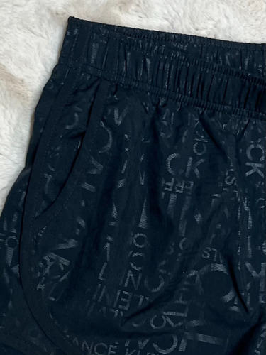 Short Deportivo Para Mujer Talla S Calvin Klein Monograma (Usado)