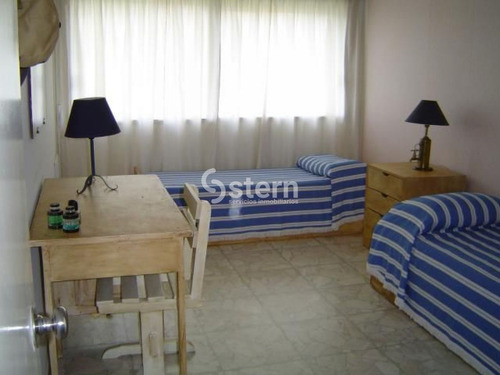 Imagen 9 de 14 de Venta Apartamento 2 Dormitorios Y Dependencia, Playa Mansa, Punta Del Este