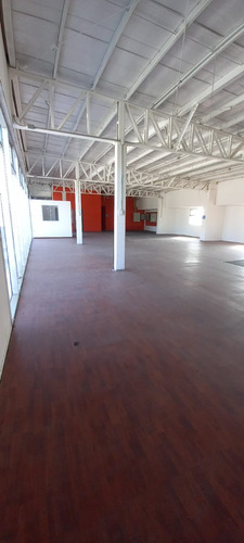 Local Apto Centro Medico_gym_laboratorio Camilo Henriquez