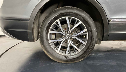 Imagen 13 de 15 de 46927 - Volkswagen Tiguan 2018 Con Garantía At