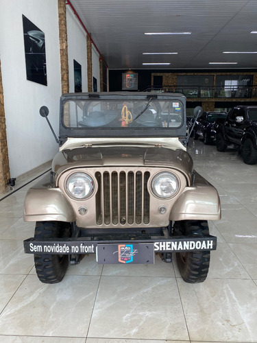 Ford Jeep 1975