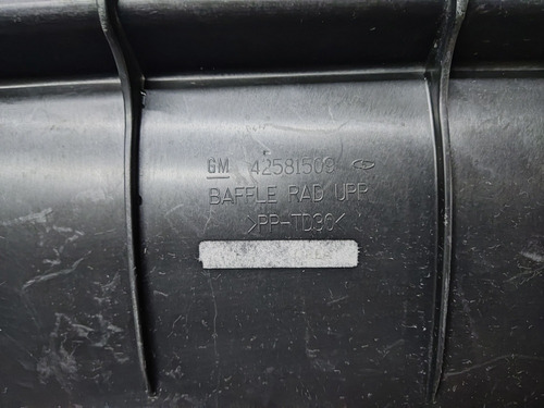 Deflector Superior Radiador Gm Sonic 2017-2018 42581509 (Usado)
