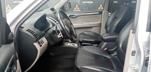 Imagen 9 de 14 de Mitsubishi Montero Limited 4x2 2015