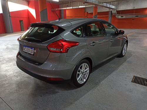 Imagen 5 de 9 de Ford Focus 3