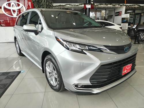 Toyota Sienna 2022