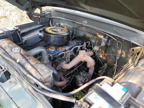 Hotv8 Vende Ford F600 4x4 Diesel Original