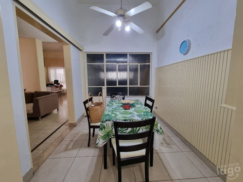 Imagen 2 de 24 de Casa En Venta De 5 Dormitorios C/ Cochera En Echesortu