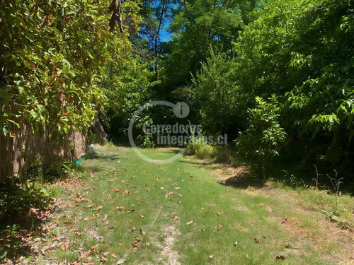Casa En Venta De 4d En Terreno De 1.038 M2 En Requínoa