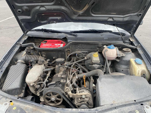 Volkswagen Pointer 1.6 City Mt