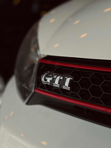 Imagen 8 de 11 de Volkswagen Golf 2012 2.0 Vi Gti Tsi 211cv