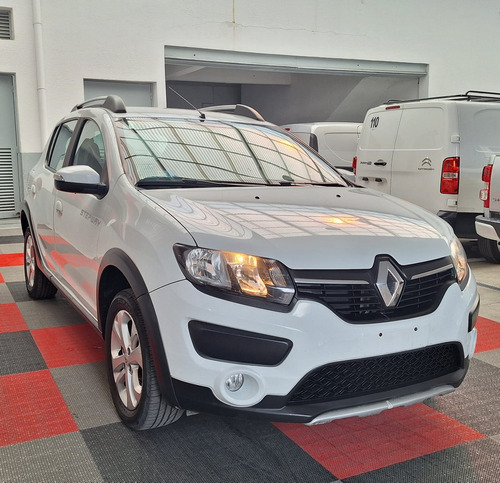 Renault Sandero Stepway 1.6 Privilege 105cv