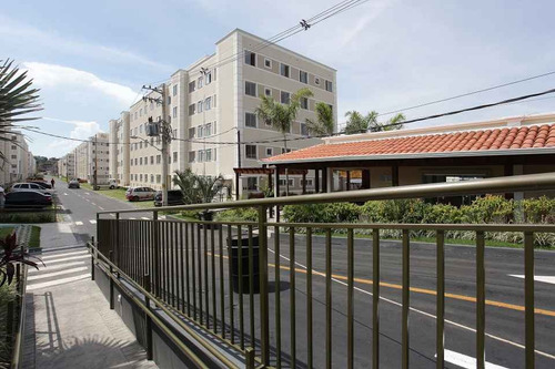 Apartamento À Venda Na Avenida Chrisóstomo Pimentel De Oliveira, Anchieta, Rio De Janeiro - Rj - Liv-2333