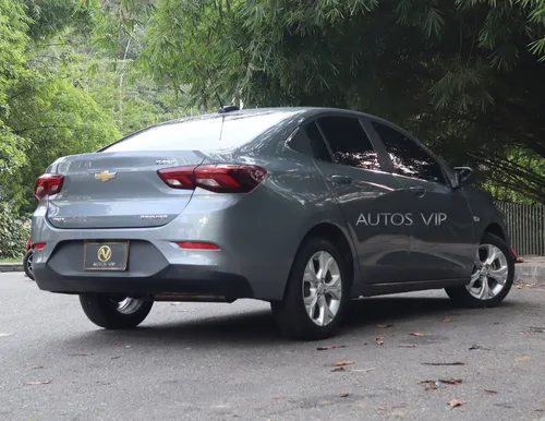 Chevrolet Onix 1.0T Premier Sedan At