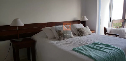 Alquiler Anual, Excelente Casa Con Vsita Al Mar
