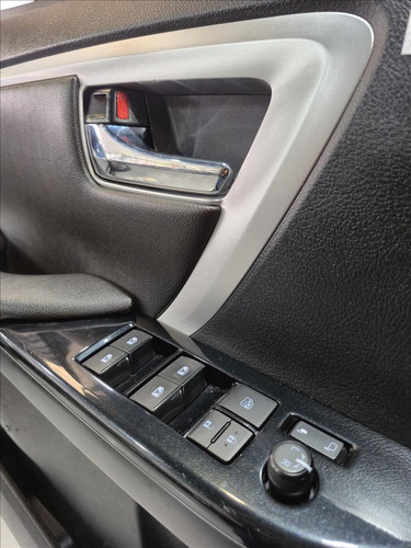 Toyota Hilux SW4 2.8 Srx 4x4 7 Lugares 16v Turbo Intercooler Diesel 4p Automa