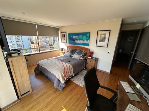 Departamento Ubicado En Av. Cristóbal Colon