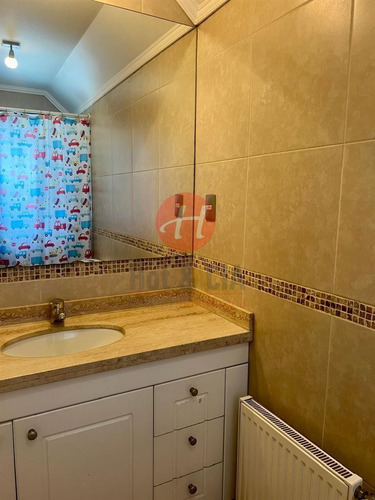 Casa En Venta De 4 Dorm. En Temuco