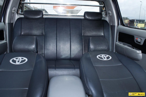 Imagen 19 de 25 de Toyota Hilux Doble Cabina