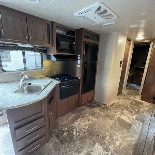Imagen 6 de 15 de Casa Movil 2018 Pioneer Camper Motorhome Traila Remolque