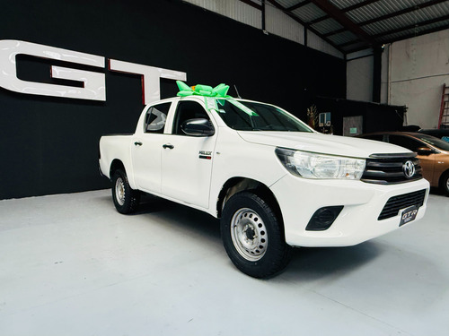 Toyota Hilux 2.8 Tdi Cabina Doble Mt