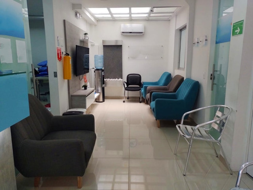 Imagen 11 de 12 de Se Vende Hermoso Local Comercial En El Sector De Buenos Aires